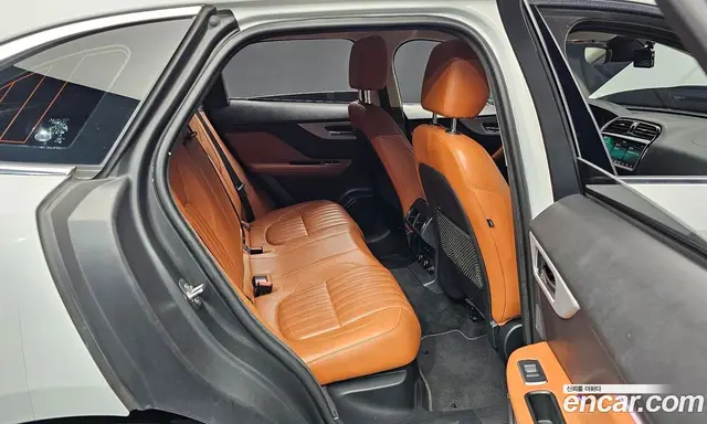 Jaguar F-Pace 2019 2.0 автомат (гидро), миниатюра 12