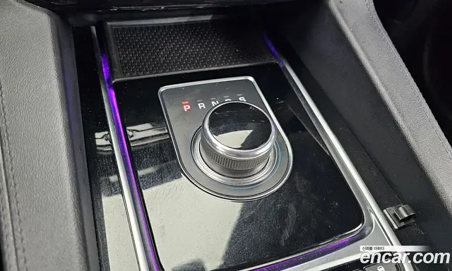 Jaguar F-Pace 2019 2.0 автомат (гидро), миниатюра 9