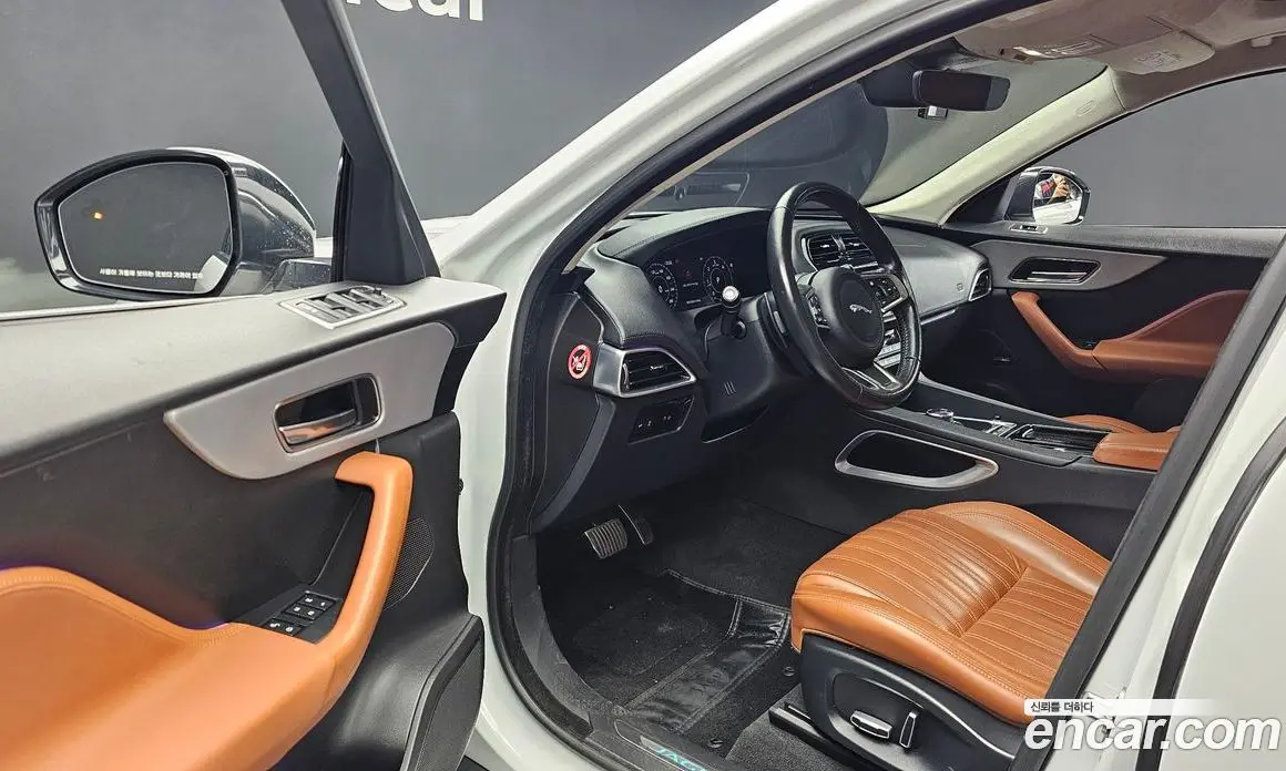 Jaguar F-Pace 2019 2.0 автомат (гидро), фото 10