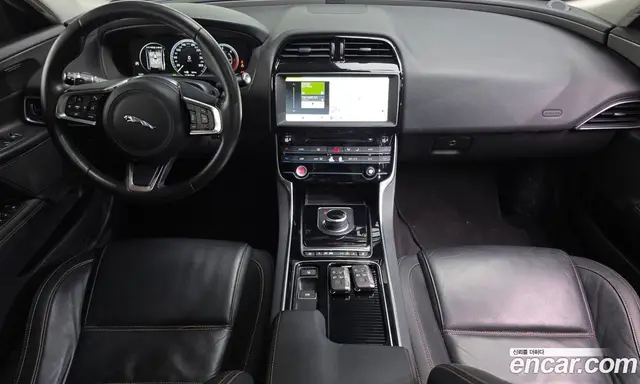 Jaguar XE 2018 2.0 автомат (гидро), миниатюра 10 Jaguar XE 2018 2.0 автомат (гидро), миниатюра 10