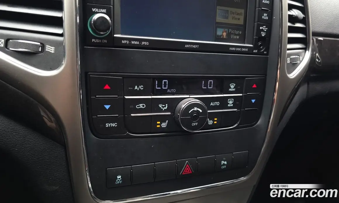 Jeep Cherokee 2011 3.6 автомат (гидро), фото 16