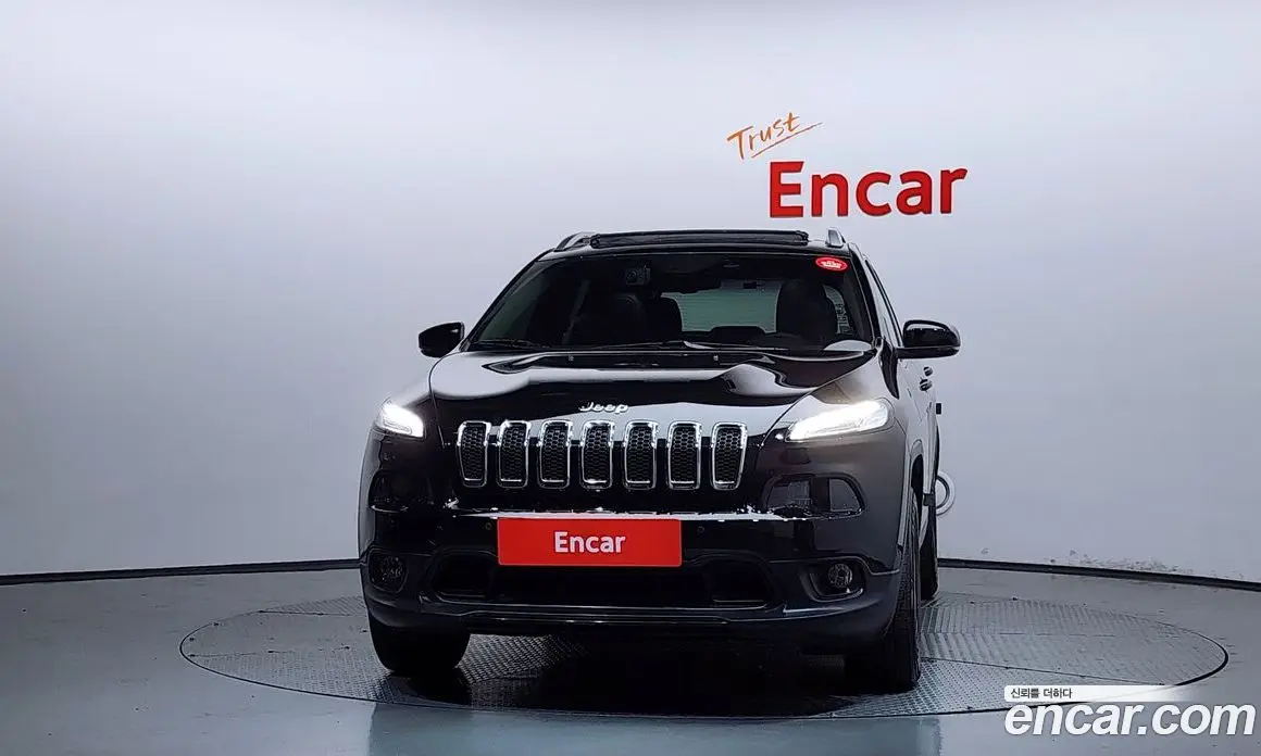 Jeep Cherokee 2016 2.4 автомат (гидро), фото 3