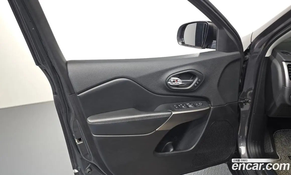 Jeep Cherokee 2020 2.4 автомат (гидро), фото 14