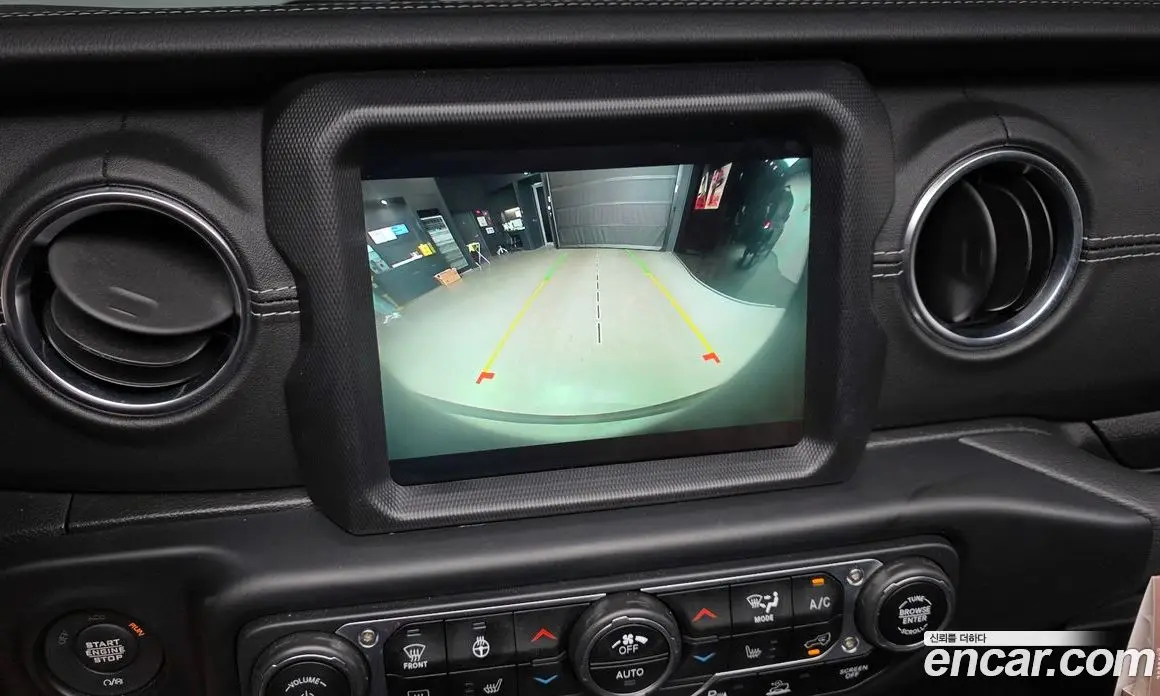 Jeep Wrangler 2021 2.0 автомат (гидро), фото 15