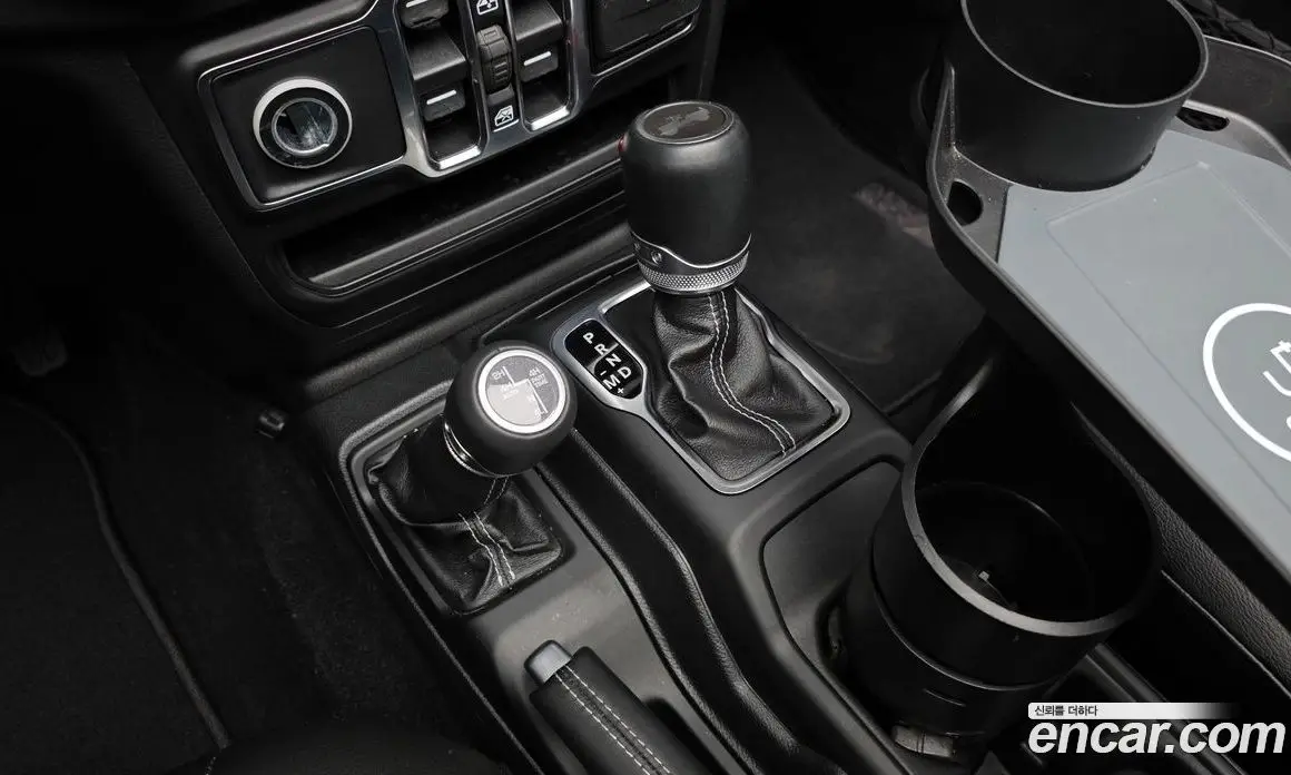 Jeep Wrangler 2021 2.0 автомат (гидро), фото 9