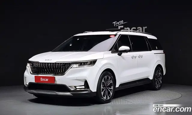 Kia Carnival, 2022, 10 803 км