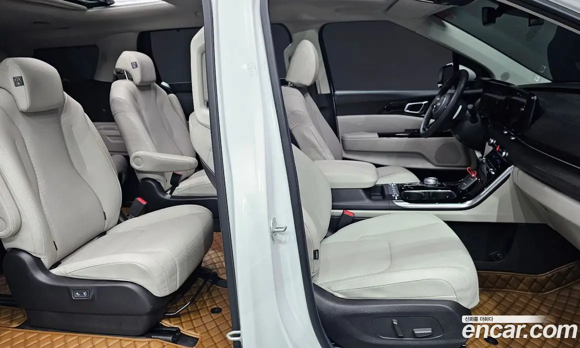 Kia Carnival 2022 2.2 автомат (гидро), фото 17