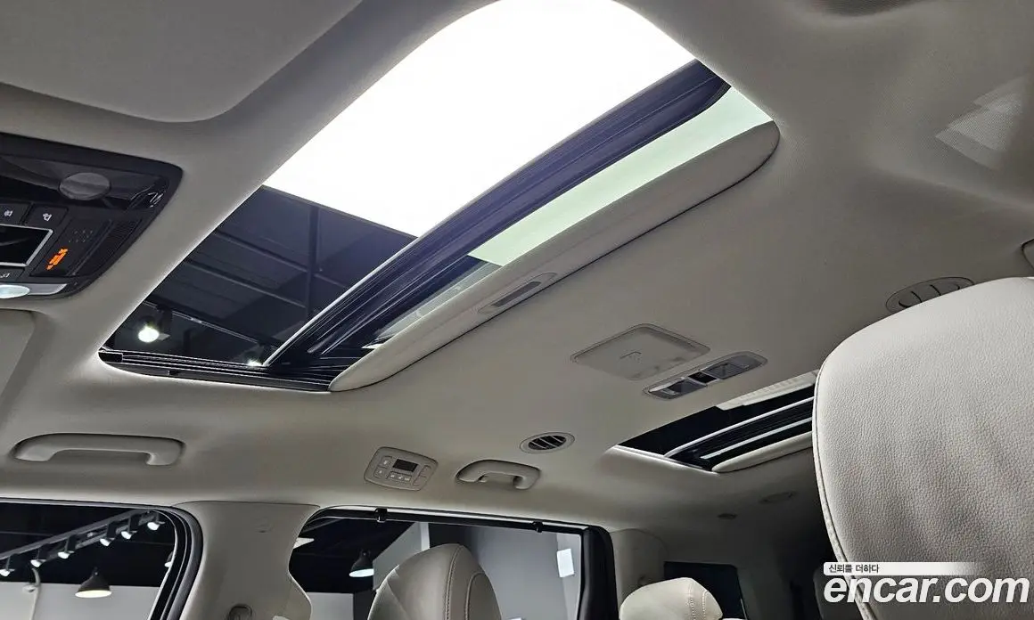 Kia Carnival 2022 2.2 автомат (гидро), фото 24