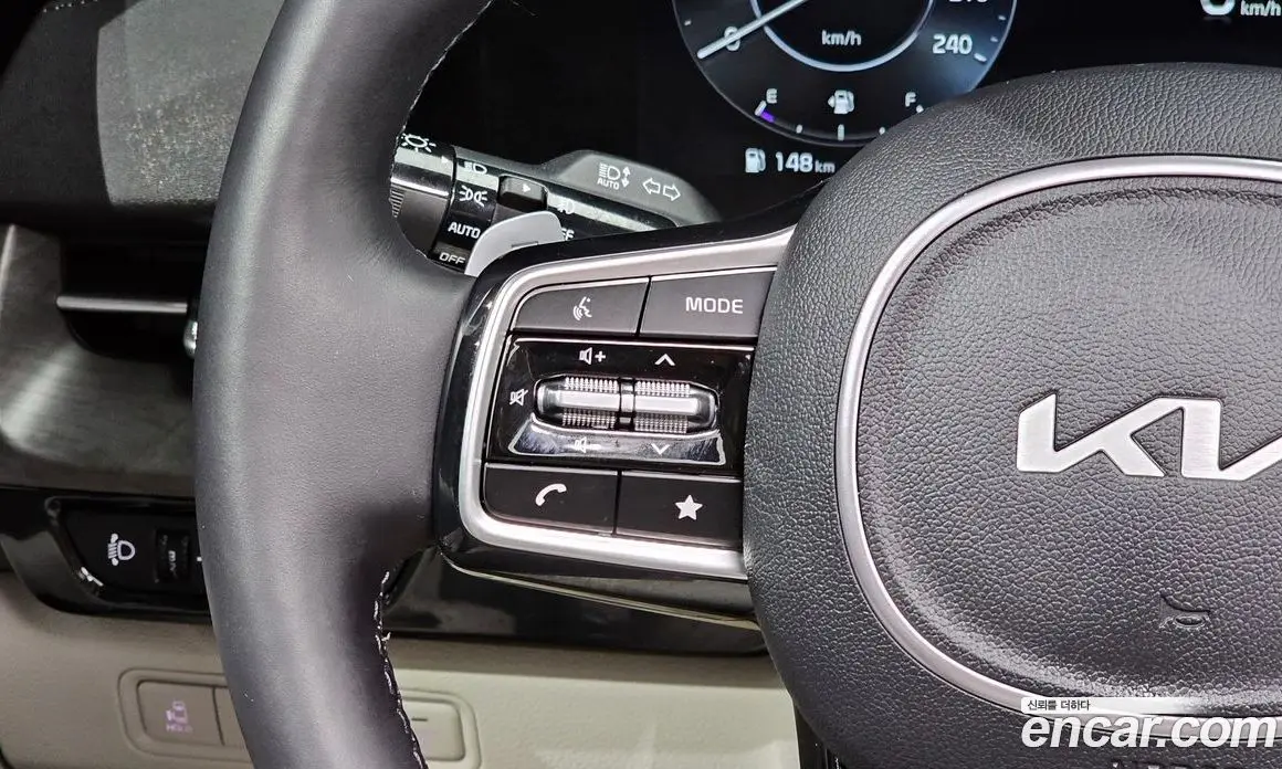 Kia Carnival 2022 2.2 автомат (гидро), фото 25