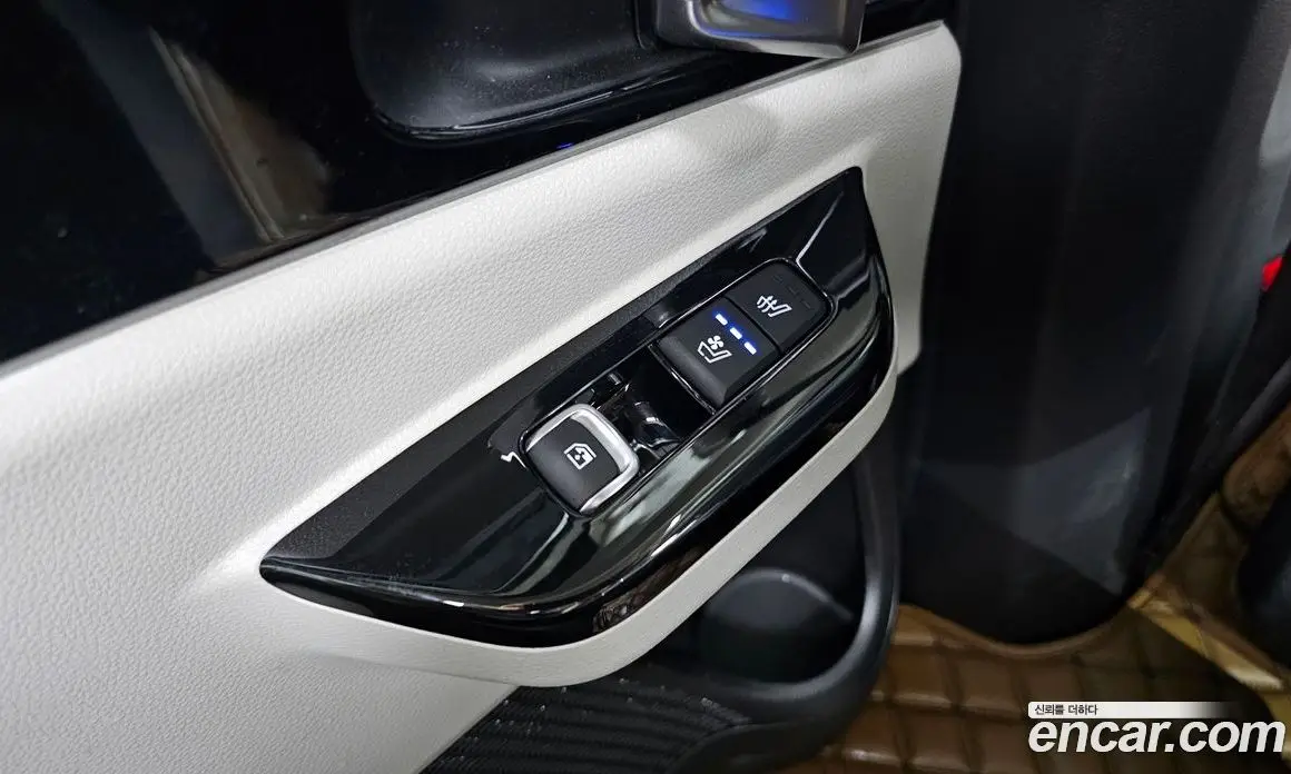 Kia Carnival 2022 2.2 автомат (гидро), фото 26
