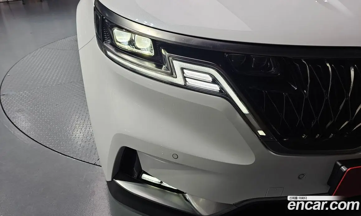 Kia Carnival 2022 2.2 автомат (гидро), фото 8