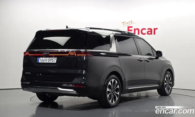 Kia Carnival 2023 2.2 автомат (гидро), миниатюра 2
