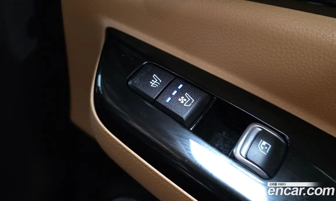 Kia Carnival 2023 2.2 автомат (гидро), фото 25