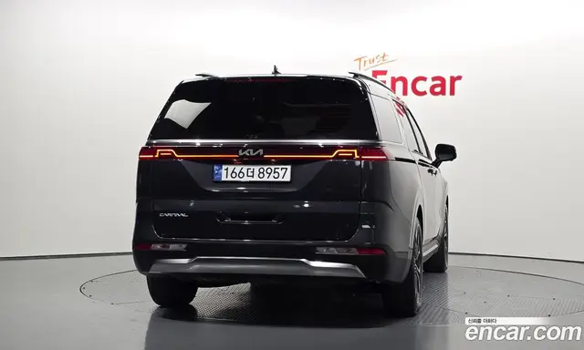 Kia Carnival 2023 2.2 автомат (гидро), миниатюра 4