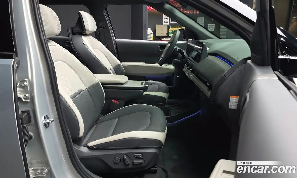 Kia EV3 2024 0.2 автомат (гидро), фото 17