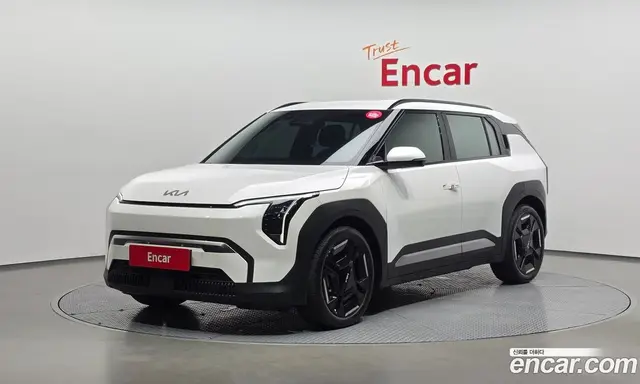 Kia EV3, 2024, 30 328 км