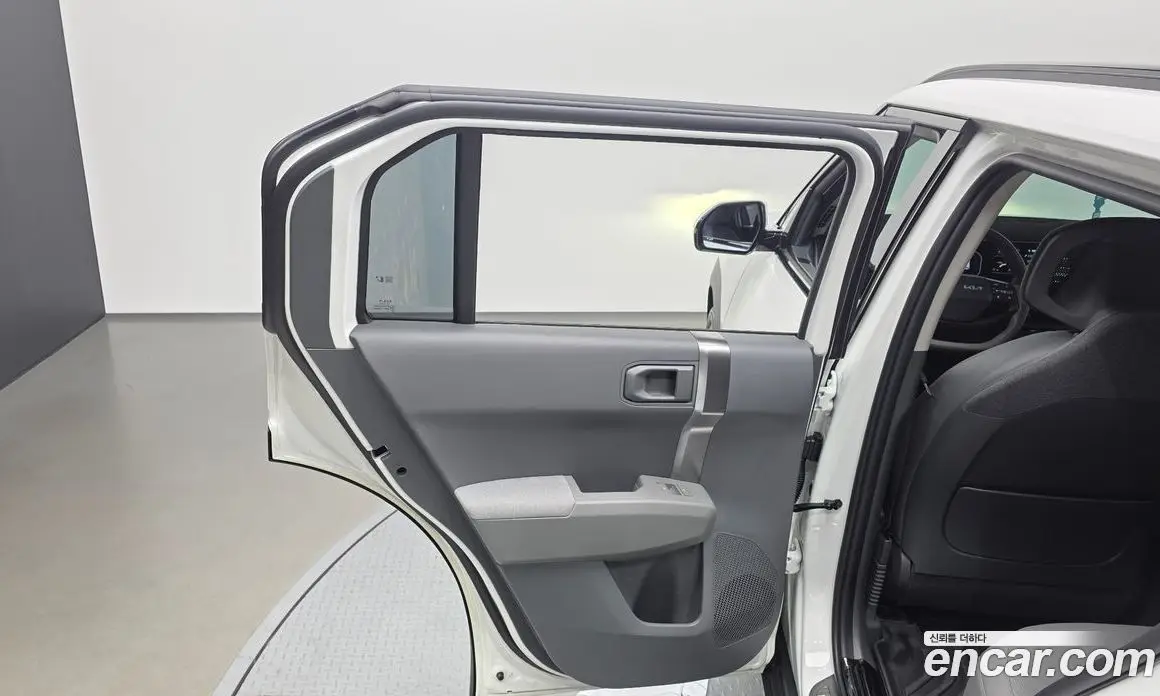 Kia EV3 2024 0.2 автомат (гидро), фото 15
