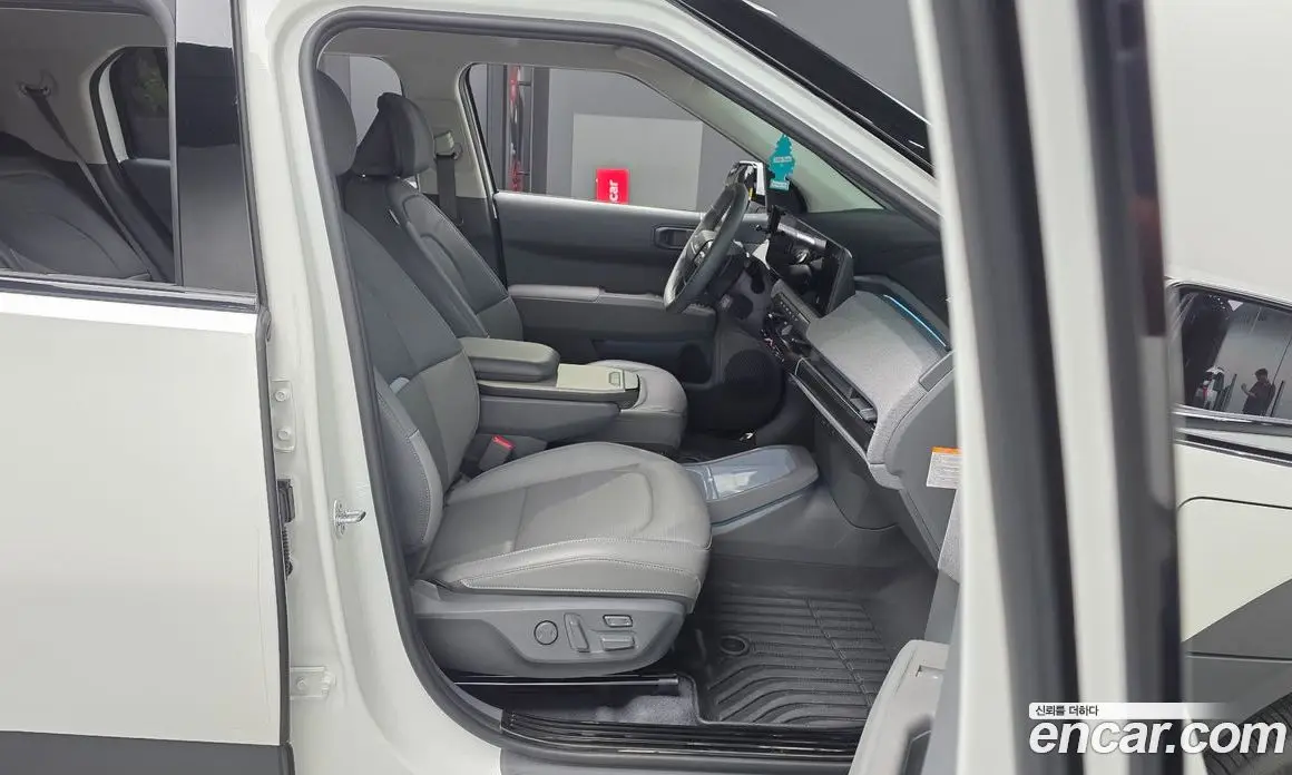 Kia EV3 2024 0.2 автомат (гидро), фото 17