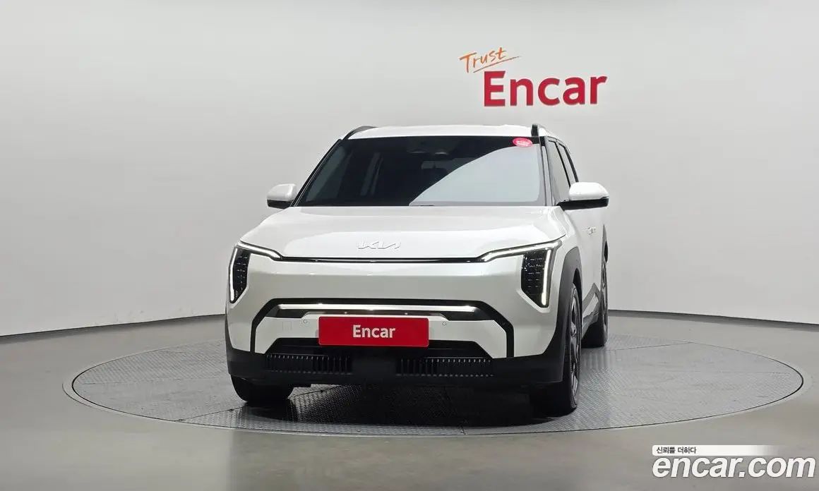Kia EV3 2024 0.2 автомат (гидро), фото 3