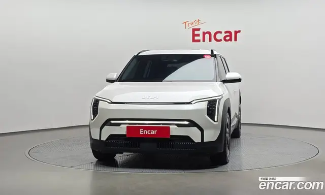 Kia EV3 2024 0.2 автомат (гидро), миниатюра 3