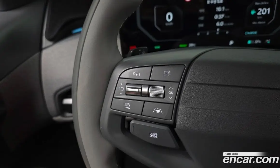 Kia EV3 2024 0.2 автомат (гидро), фото 23