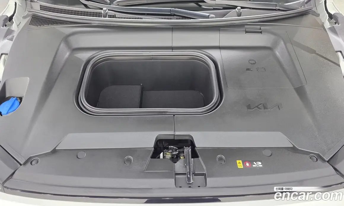 Kia EV3 2024 0.2 автомат (гидро), фото 6