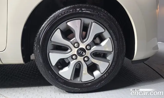 Kia Morning 2016 1.0 автомат (гидро), миниатюра 7