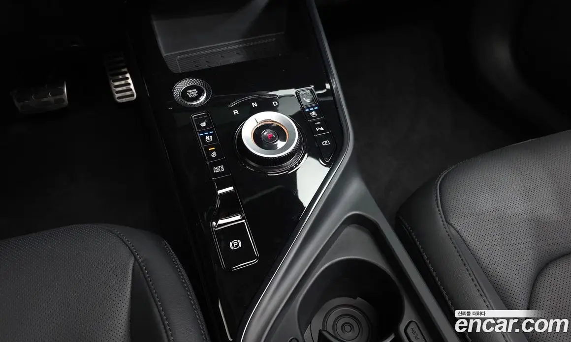Kia Niro 2025 1.6 автомат (гидро), фото 12