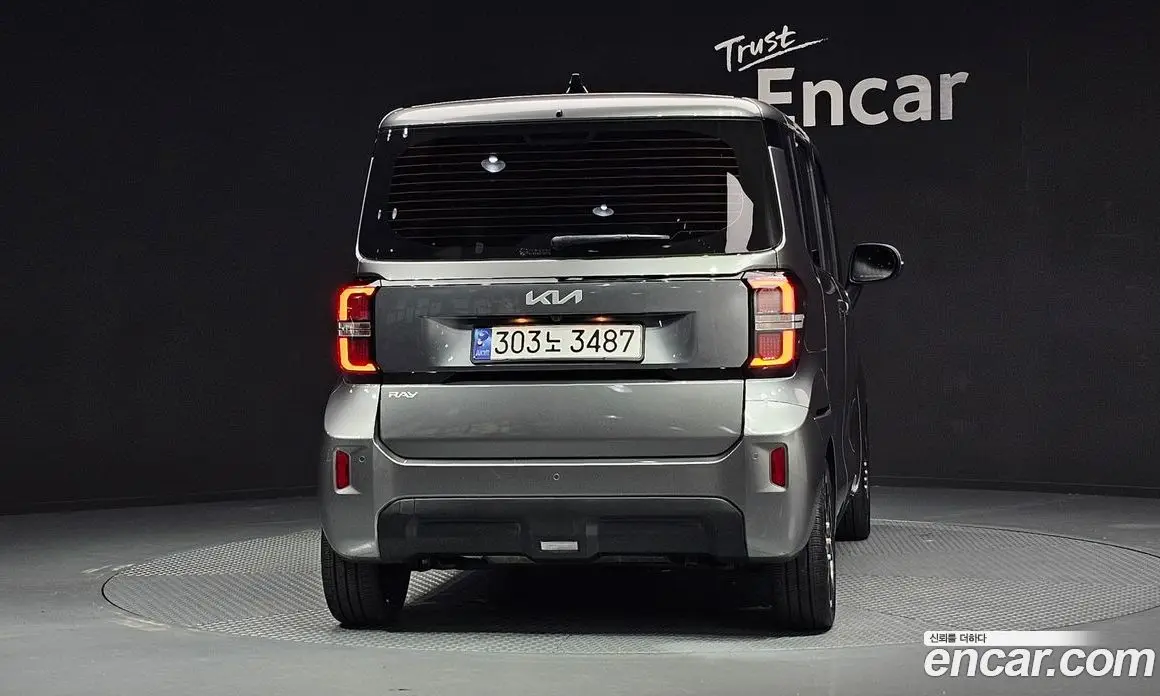 Kia Ray 2024 1.0 автомат (гидро), фото 4