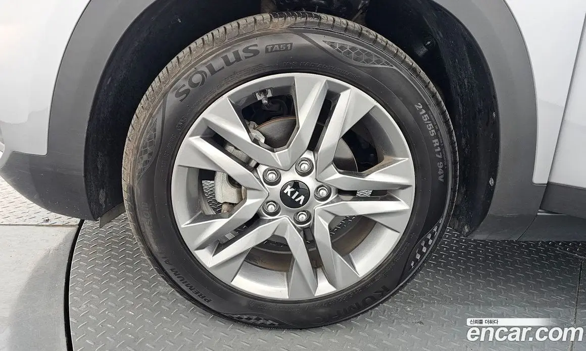 Kia Seltos 2021 1.6 автомат (гидро), фото 5
