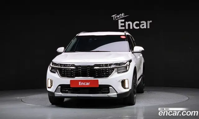 Kia Seltos 2023 1.6 автомат (гидро), миниатюра 3