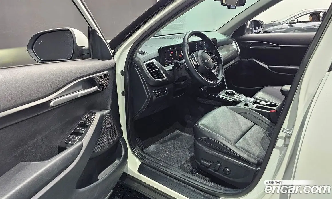 Kia Seltos 2023 1.6 автомат (гидро), фото 10