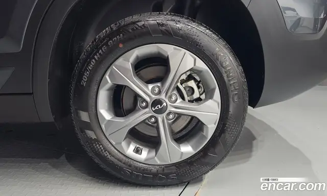 Kia Seltos 2024 1.6 автомат (гидро), миниатюра 7