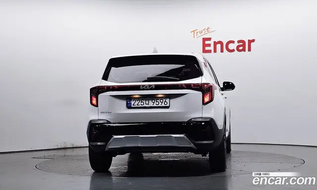 Kia Seltos 2024 1.6 автомат (гидро), миниатюра 4