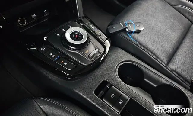 Kia Seltos 2024 1.6 автомат (гидро), миниатюра 9
