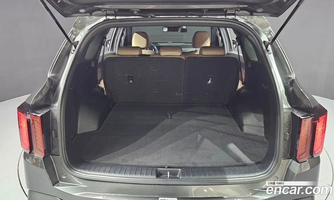Kia Sorento 2023 2.2 автомат (гидро), фото 19