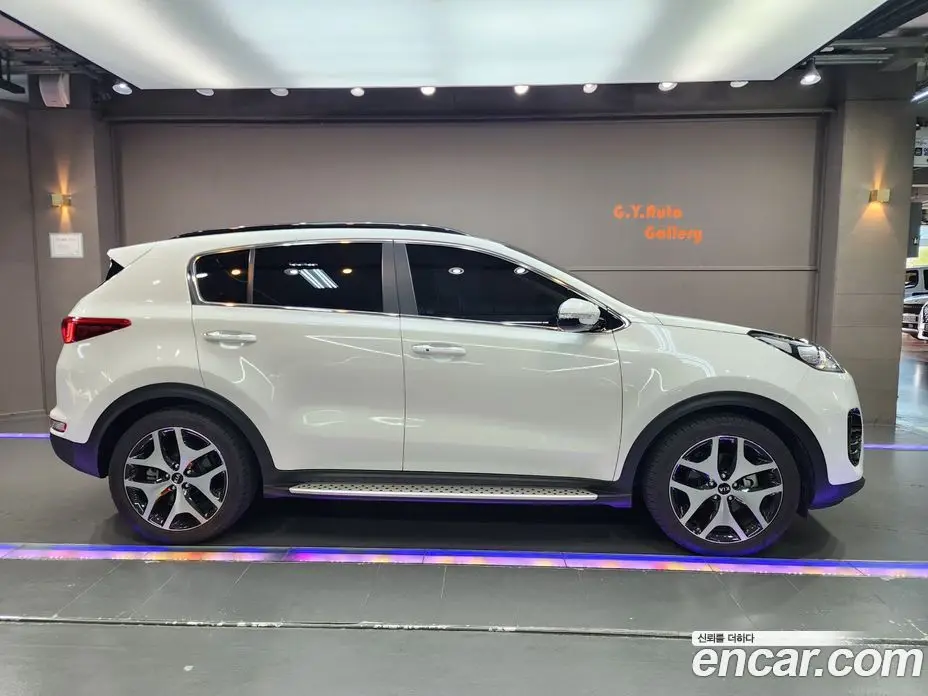 Kia Sportage 2017 2.0 автомат (гидро), фото 3