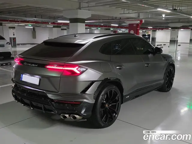 Lamborghini Urus 2023 4.0 автомат (гидро), миниатюра 6 Lamborghini Urus 2023 4.0 автомат (гидро), миниатюра 6