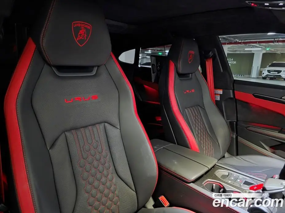 Lamborghini Urus 2023 4.0 автомат (гидро), фото 8 Lamborghini Urus 2023 4.0 автомат (гидро), фото 8