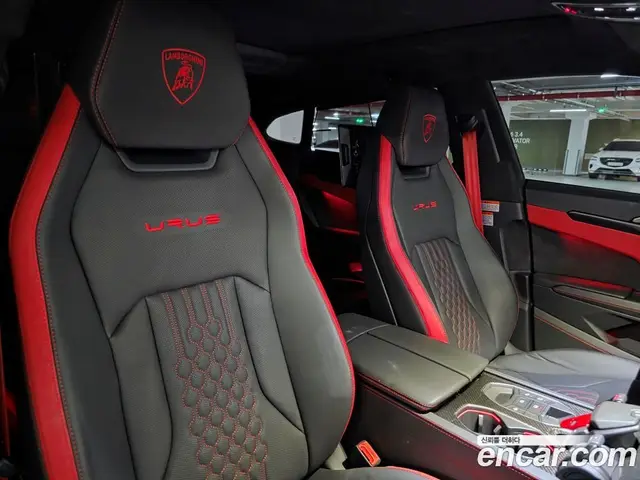 Lamborghini Urus 2023 4.0 автомат (гидро), миниатюра 8 Lamborghini Urus 2023 4.0 автомат (гидро), миниатюра 8