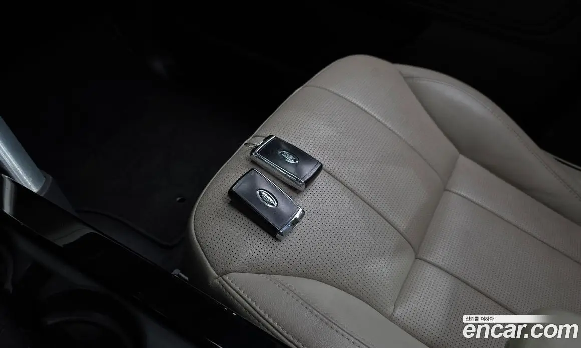 Land Rover Discovery 2019 3.0 автомат (гидро), фото 28