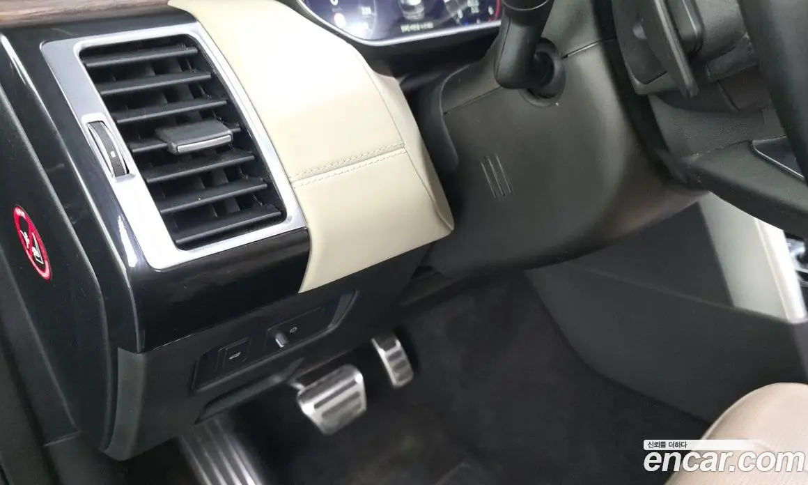 Land Rover Discovery 2019 3.0 автомат (гидро), фото 33