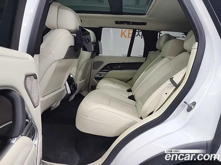 Land Rover Range Rover 2022 3.0 автомат (гидро), фото 13