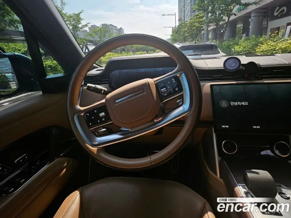 Land Rover Range Rover 2023 4.4 автомат (гидро), фото 14