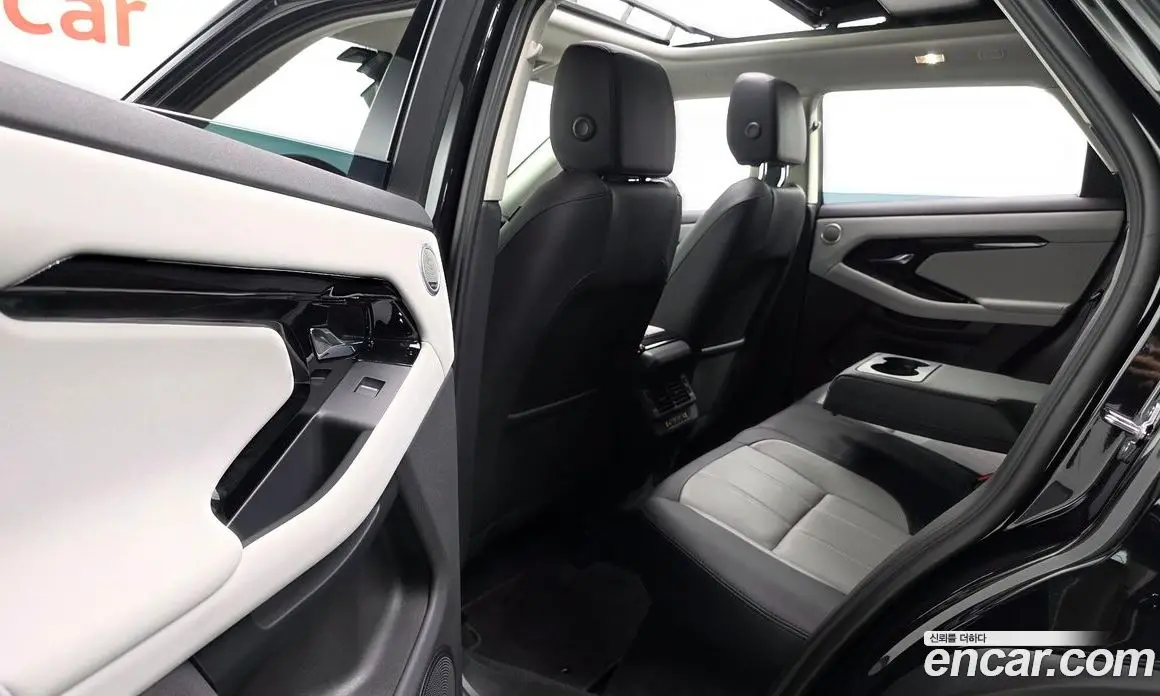 Land Rover Range Rover Evoque 2025 2.0 автомат (гидро), фото 11