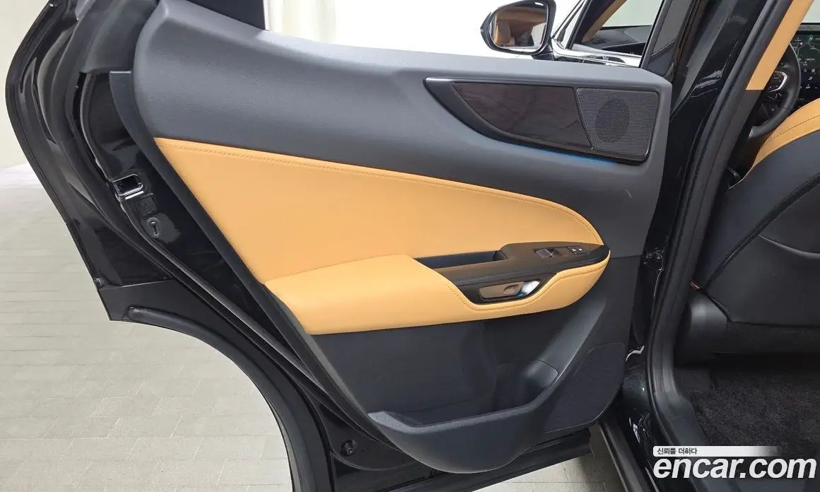 Lexus NX 2025 2.5 автомат (гидро), фото 15 Lexus NX 2025 2.5 автомат (гидро), фото 15