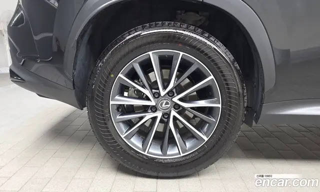 Lexus NX 2025 2.5 автомат (гидро), миниатюра 5 Lexus NX 2025 2.5 автомат (гидро), миниатюра 5