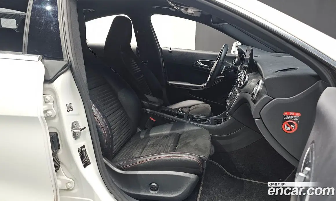 Mercedes-Benz CLA-Class 2018 2.0 автомат (гидро), фото 13