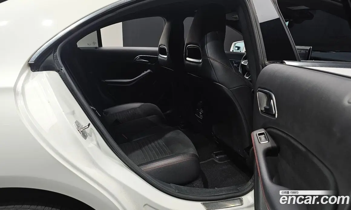 Mercedes-Benz CLA-Class 2018 2.0 автомат (гидро), фото 16
