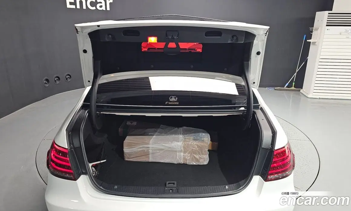 Mercedes-Benz E-Class 2015 2.0 автомат (гидро), фото 20